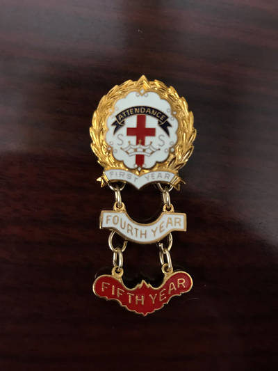 Picture of Non-Denominational 1 Year Attendance Pin