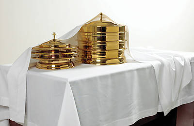Picture of White Linen Communion Element Cover