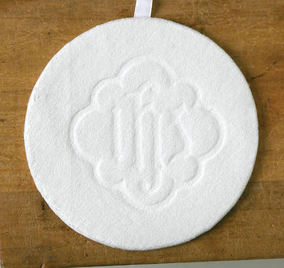 Picture of Artistic Offering Plate Mats - White