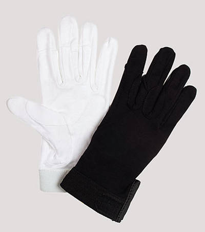 Picture of UltimaGlove without Plastic Dots Handbell Gloves - Black, Medium