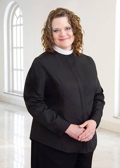 Picture of WomenSpirit Long Sleeve Shapely Shirt - Neckband Collar