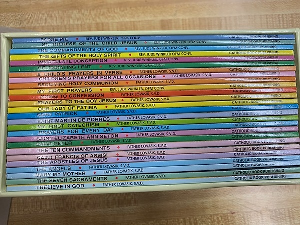 St. Joseph Picture Books (Set of 26 Books)