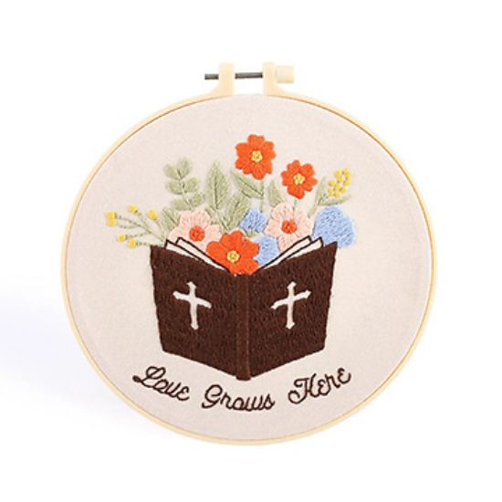 Picture of Embroidery Kit - Love Grows Here 20.5CM