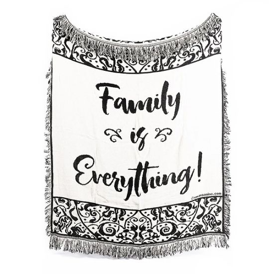 Picture of Throw Family Is Everything Deep Grey 50x60
