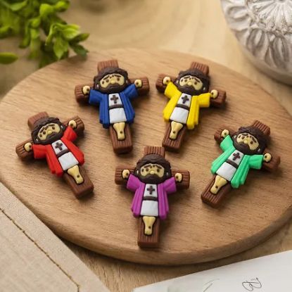 Picture of Pocket Figurine Jesus Crucifix PK50