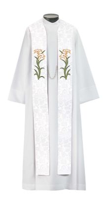Picture of Christ Has Risen Overstole for Easter